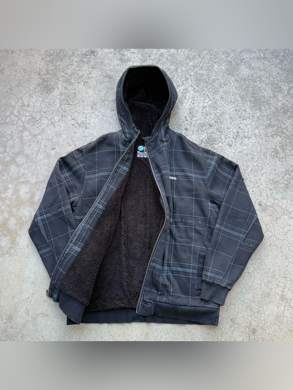 Vintage Y2K Quiksilver Sherpa Lined Plaid Black Full Zip Hoodie Sweater